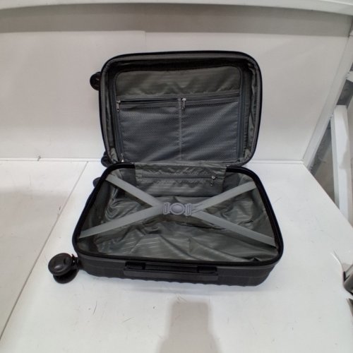 AMAZON BASICS HARDSIDE CARRY-ON LUGGAGE - 21" - BLACK image 3