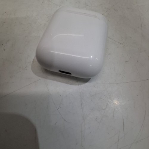 APPLE AIRPODS 1ST GEN WIRELESS BLUETOOTH HEADSET WITH CHARGING CASE - WHITE (MODEL: MMEF2C/A, A1523, A1722, A1602) image 11
