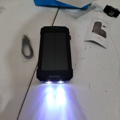 BLAVOR SOLAR CHARGER POWER BANK WITH DUAL FLASHLIGHT FOR CAMPING - 10000MAH - BLACK (MODEL: PN-W05) image 2