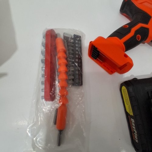 DAY PLUS 21 V CORDLESS POWER DRILL KIT WITH 2 SPEEDS, 25+1 TORQUE SETTINGS, AND 29PCS DRILL/DRIVER BITS - ORANGE / BLACK image 4