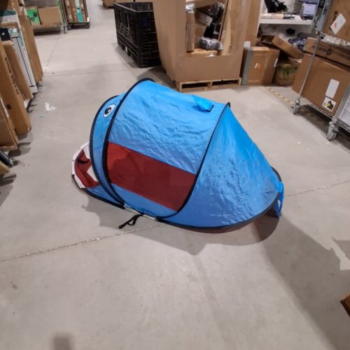 SHARK POP-UP PLAY TENT - BLUE AND RED image 6