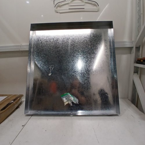 VEVOR WASHING MACHINE DRIP PAN WITH DRAIN HOLE - 32" X 30" X 2.5" - STAINLESS STEEL image 2