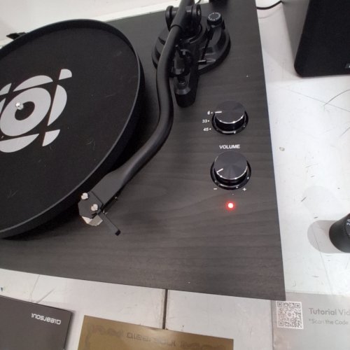 QLEARSOUL SOULBOX S1 VINYL RECORD PLAYER WITH STEREO SPEAKERS, TURNTABLE WITH BUILT IN PRE-AMP & S SHAPED TONEARM - 33/45 RPM - BLACK (MODEL: HP-H007) image 2