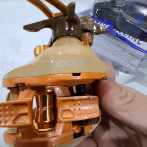 BPS PRODIGY SPINNING REEL - 6:4:1 GEAR RATIO - RIGHT-HAND RETRIEVE - BROWN ORANGE image 2