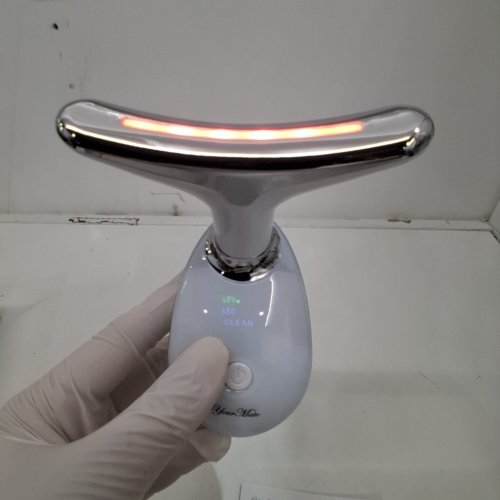 YOURMATE RED LIGHT THERAPY FACE AND NECK MASSAGER - WHITE/SILVER (MODEL: 111226/ES-1081) image 2