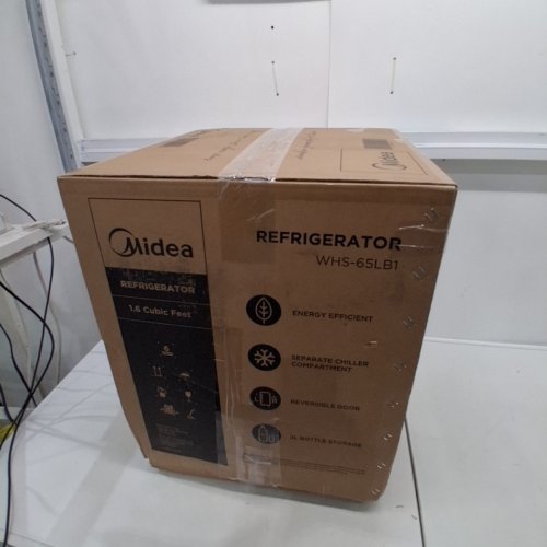 MIDEA COMPACT SINGLE-DOOR MINI REFRIGERATOR - BLACK (MODEL: WHS-65LB1) image 6