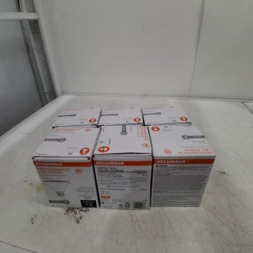 6PK SYLVANIA RENAISSANCE PAR30 LED BULBS - 12W - 3000K - 1050LM -WHITE (MODEL: LED12PAR30HDDIM930G2NFL25ZH) image 6