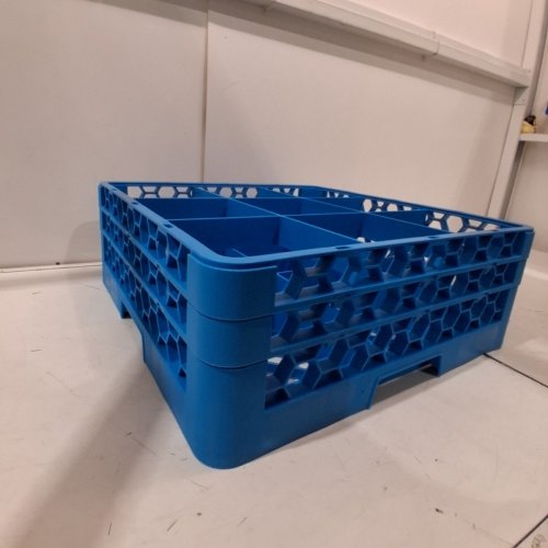 CARLISLE FOODSERVICE PRODUCTS OPTICLEAN PLASTIC DIVIDED GLASS RACK - 19.8"X19.8"X5.5" - BLUE image 4