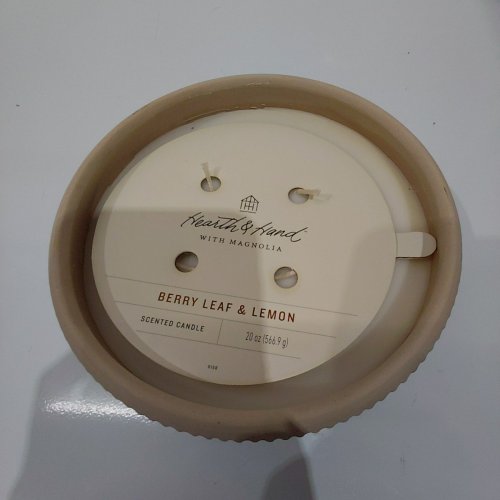 HEARTH & HAND WITH MAGNOLIA BERRY LEAF & LEMON SCENTED CANDLE - 20 OZ - TAN image 3