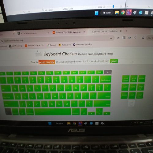 STEELSERIES APEX 5 HYBRID MECHANICAL GAMING KEYBOARD – PER-KEY RGB ILLUMINATION – AIRCRAFT GRADE ALUMINUM ALLOY FRAME – OLED SMART DISPLAY (HYBRID BLUE SWITCH) (MODEL : ‎64539) image 2