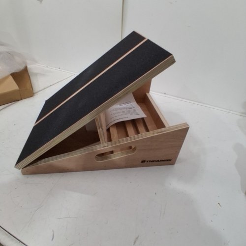 STNFAREBI PROFESSIONAL ADJUSTABLE WOODEN INCLINE BOARD WITH 5 ANGLES - 500LBS CAP - 15.5" X 12.5" X 12" - WOOD/BLACK image 3