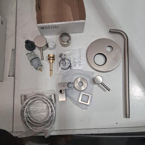 Delta Faucet Modern Raincan 2-Setting Round Shower System - brushed nickel (MODEL: 342702-SP) image 3