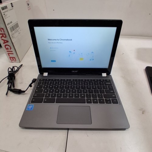 ACER CHROMEBOOK 11, 11.6" WITH INTEL CELERON 3205U, 4GB RAM, 16GB SSD (MODEL: C740-C4PE) image 2
