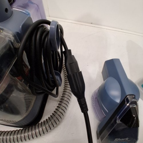 SHARK STAINSTRIKER PORTABLE CARPET CLEANER & UPHOLSTERY CLEANER - BLUE/GREY (MODEL: PX202BRN) image 2