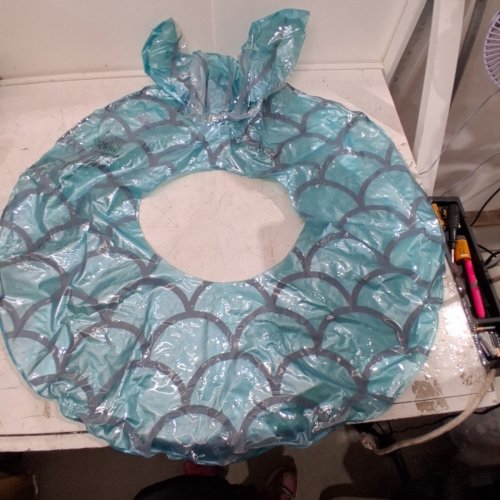 HEYSPLASH INFATABLE MERMAID TAIL SWIM RING - 32" - TEAL / BLUE image 2