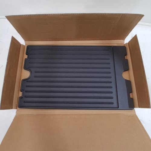 KEESHA 2-IN-1 CAST IRON BBQ GRIDDLE - 19" X 12" - BLACK (MODEL: 11239KB) image 3