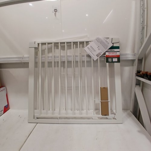BABELIO EXTRA WIDE AUTO CLOSE WITH LARGE WALK THRU DOOR BABY/DOG GATE - 36" TO 57" - WHITE - (MODEL: CB-M-101) image 2