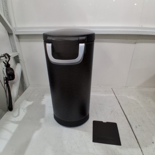 SIMPLE HUMAN PET FOOD STORAGE CONTAINER WITH MAGNETIC LID-MOUNTED SCOOP - 32LBS - LARGE - MATTE BLACK image 2