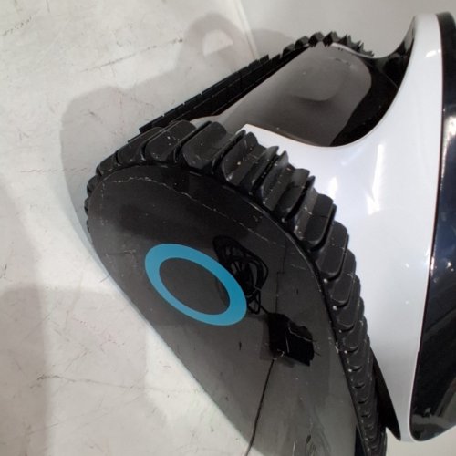 TALOSBO (2026 NEW) DOUBLE FILTRATION ROBOTIC POOL CLEANER, WALL & WATERLINE CLEANING, CORDLESS POOL VACUUM ROBOT FOR INGROUND POOLS UP TO 1614 SQ. FT. - 180-MIN RUNTIME - BLACK/WHITE (MODEL: TALOSBO C1) image 4