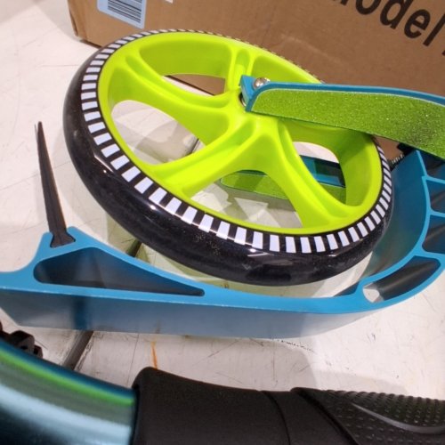 HURTLE RENEGADE ADJUSTABLESCOOTER WITH KICKSTAND, ADJUSTS FROM CHILD TO ADULT HEIGHT - 33"- 39" - AQUA (MODEL: HURTSTEL) image 4