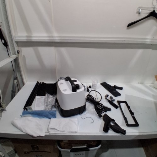 WIRQO HANDHELD STEAM CLEANER WITH ATTATCHMENTS - BLACK/WHITE image 3