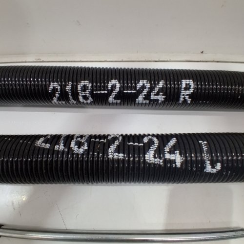 VEVOR GARAGE DOOR TORSION SPRINGS - 0.225 X 2 X 24 IN (MODEL: 218-2-24) image 2
