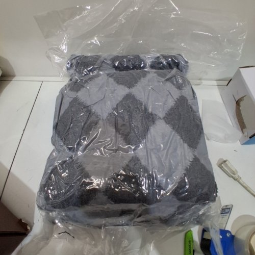 BEAR HUG BROOKSTONE ELECTRIC HEATED THROW BLANKET WITH 4 HEAT SETTINGS - 50" X 70" - GREY CHECKERED image 2