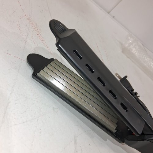HAIR CRIMPER IRON FOR WAVES, HEATS UP TO 220 - 2" - BLACK image 4