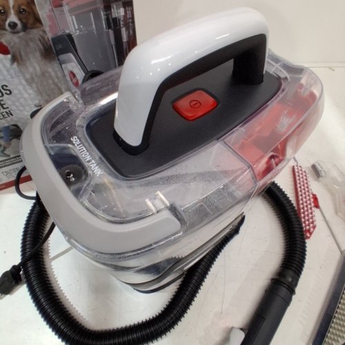 HOOVER CLEANSLATE PORTABLE CARPET & UPHOLSTERY SPOT CLEANER & STAIN REMOVER - 40OZ DUAL TANKS - RED/GREY (MODEL: FH14001VCD) image 4