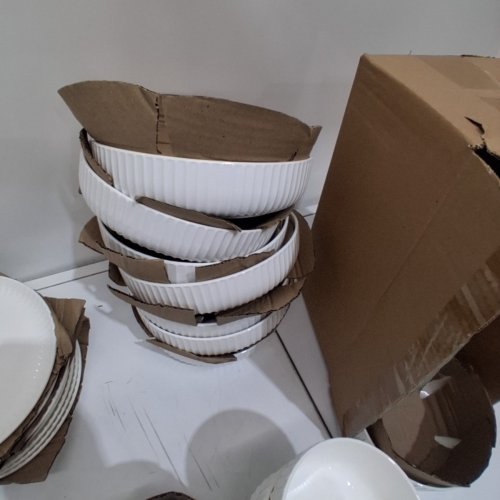 36PC MAISON NEUVE RIDGE BONE CHINA DINNERWARE SET - WHITE (MODEL: 2036823) image 6
