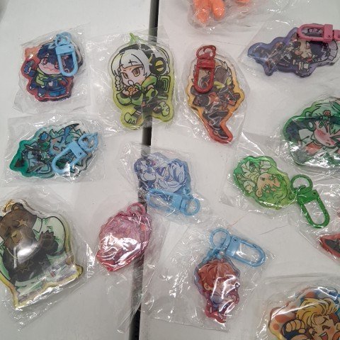16PK ASSORTED ANIME KEYCHAINS - MULTICOLOR image 3