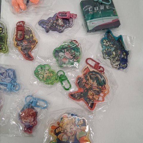 16PK ASSORTED ANIME KEYCHAINS - MULTICOLOR image 4