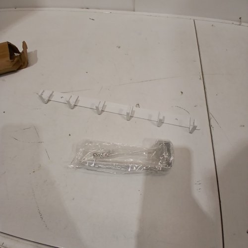 6-HOOK OVER THE DOOR COAT & TOWEL HANGER - WHITE image 2