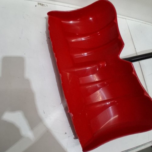 GARANT POLY-BLADE SNOW PUSHER SHOVEL - 26" - RED image 3