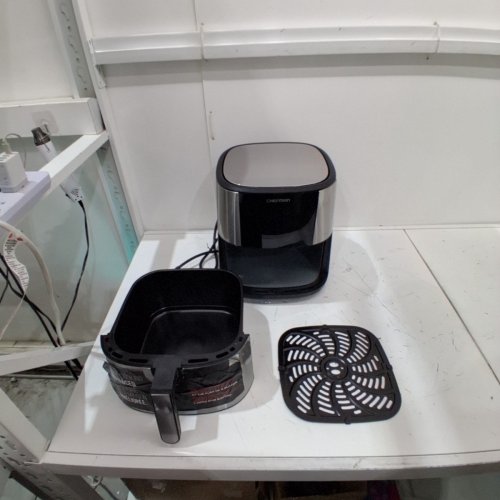 CHEFMAN TURBOFRY TOUCH AIR FRYER - 8QT - SILVER/BLACK (MODEL: RJ38-SQSS-8T-CA-AM) image 3