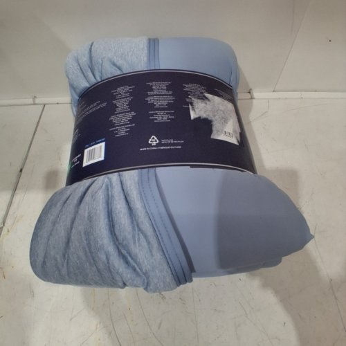 BERKSHIRE LIGHTWEIGHT COOLING BLANKET - KING - BLUE (MODEL: 1986201) image 3