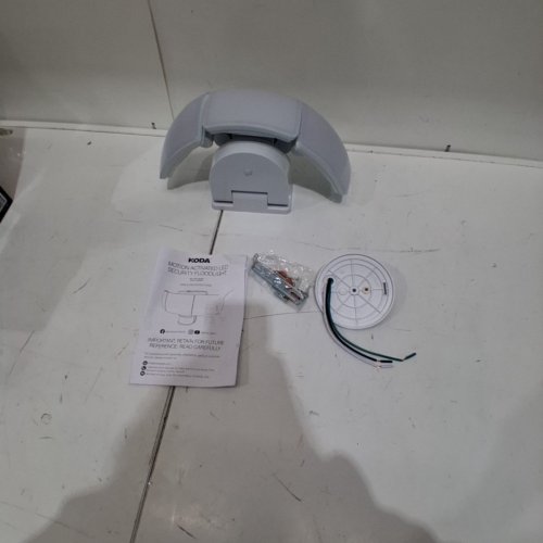KODA MOTION-ACTIVATED LED SECURITY FLOOD LIGHT - 4800LM - WHITE (MODEL: 1938035/LM030878) image 2