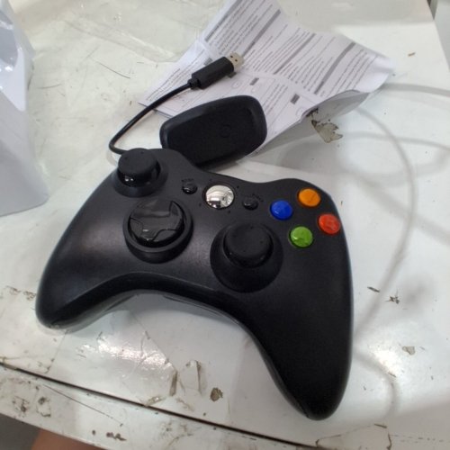 3RD PARTY WIRELESS CONTROLLER FOR XBOX 360 AND PC image 4