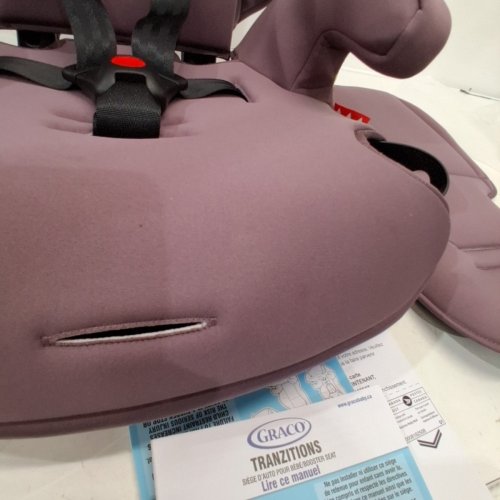 GRACO TRANZITIONS 3-IN-1 LIGHTWEIGHT ADJUSTABLE HEIGHT HARNESS BOOSTER CAR SEAT WITH CUP HOLDERS - 100LB MAX - PURPLE (MODEL: 2217080) image 4