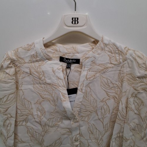 WOMEN'S BARILOCHE EMBROIDERED BUTTON-UP BLOUSE - SMALL / MEDIUM - 38 - BEIGE (STYLE: ARZU) image 4