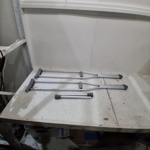 2PK ADULT BIOS ADJUSTABLE CRUTCHES - 5FT- SILVER (MODEL: 56036) image 2