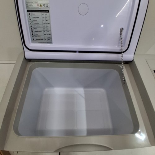 EUHOMY PORTABLE CAR REFRIGERATOR WITH APP CONTROL - 18L - 12V - FROM -4° TO 68°F - BLACK/GREY (MODEL: CFC-18 / CF004-18BL-CAEH) image 5