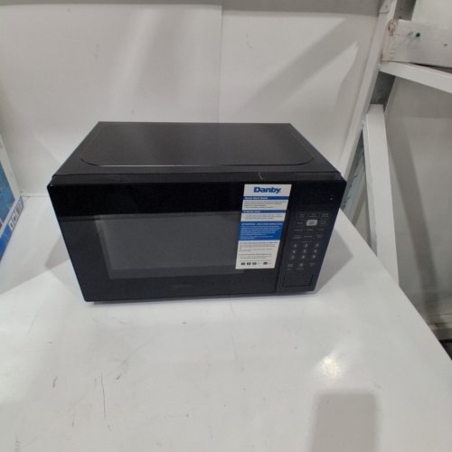 DANBY COUNTERTOP MICROWAVE - 0.7 CU.FT - BLACK - (MODEL: DBMW0721BBB) image 4