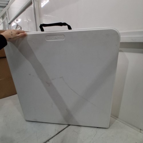 MAINSTAYS 4FT FOLDING TABLE - WHITE image 4