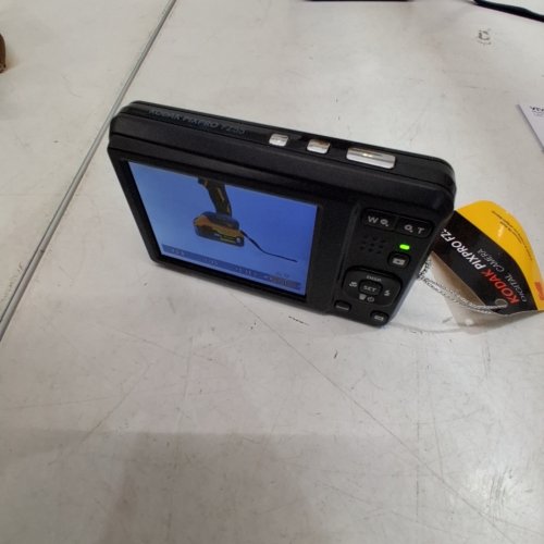 KODAK PIXPRO DIGITAL CAMERA WITH FULL HD AND 5X OPTICAL ZOOM - 2.7" LCD - 28MM WIDE ANGLE LENS -16MP - 1080P - BLACK (MODEL: FZ55) image 3