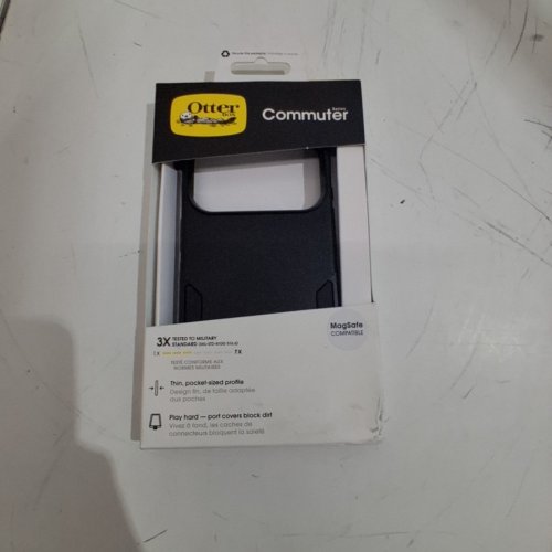 OTTERBOX COMMUTER COMPATLBLE WITH MAGSAFE CASE WITH CAMERA CONTROL - IPHONE 17 PRO - BLACK - ( MODEL : 77-98338 ) image 5