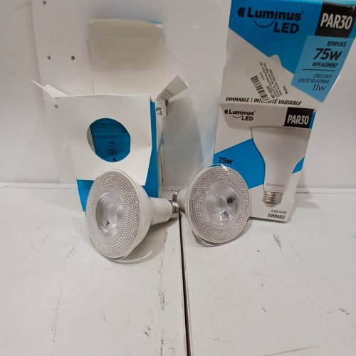 2PK LUMINUS DIMMABLE FLOOD LIGHT, 75W, E26 BASE, 5000 K, PAR30 LIGHT BULB (MODEL: PLYC4165A) image 4