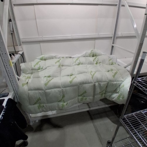 BAMBOO BREATHABLE COOLING EXTRA PLUSH THICK FITTED MATTRESS TOPPER - 78" X 80" X 18" - WHITE image 4
