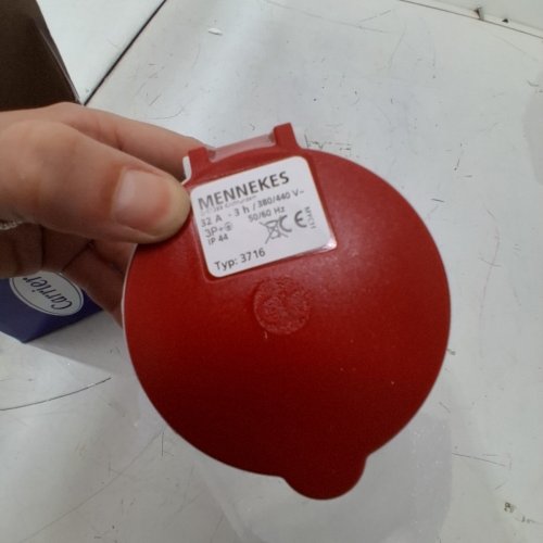 MENNEKES POWER CONNECTOR PANEL MOUNT RECEPTACLE - 32A - RED, WHITE (MODEL: 3716) image 2