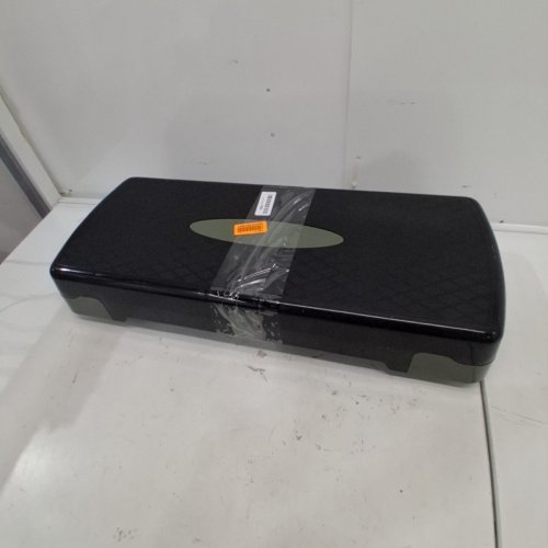 AMAZON BASICS AEROBIC EXERCISE STEP PLATFORM - BLACK\GREY image 2